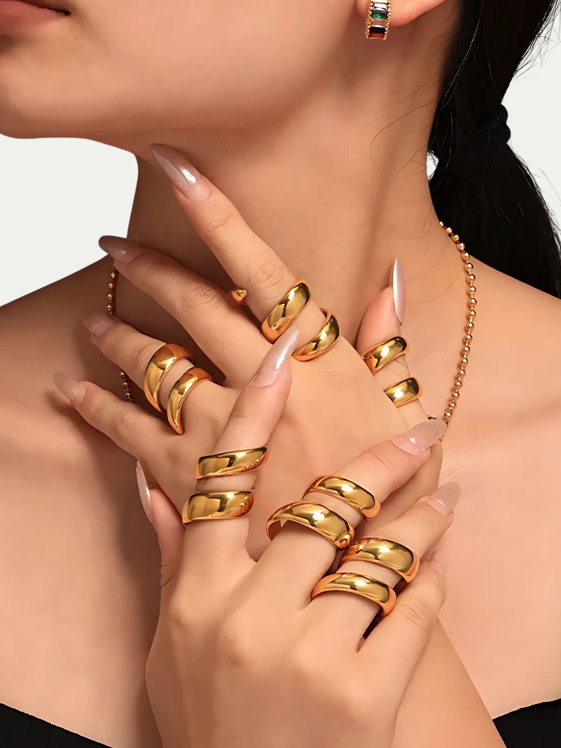 Noctaria Gold Ring